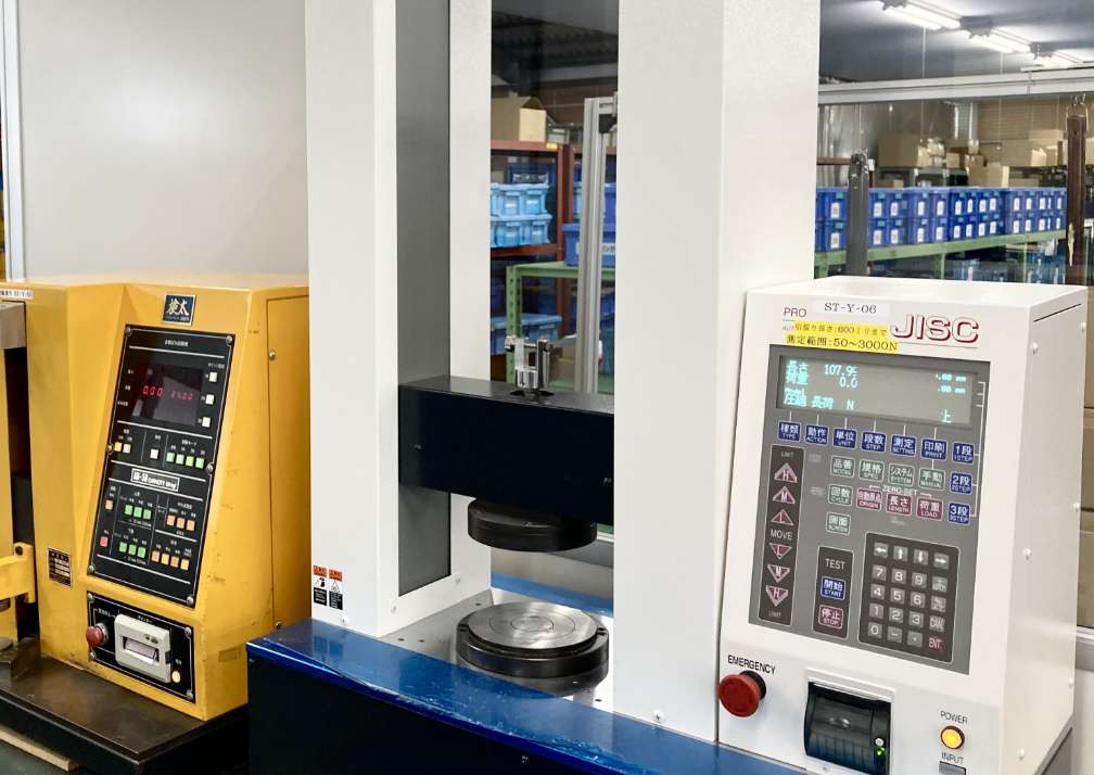 荷重試験機